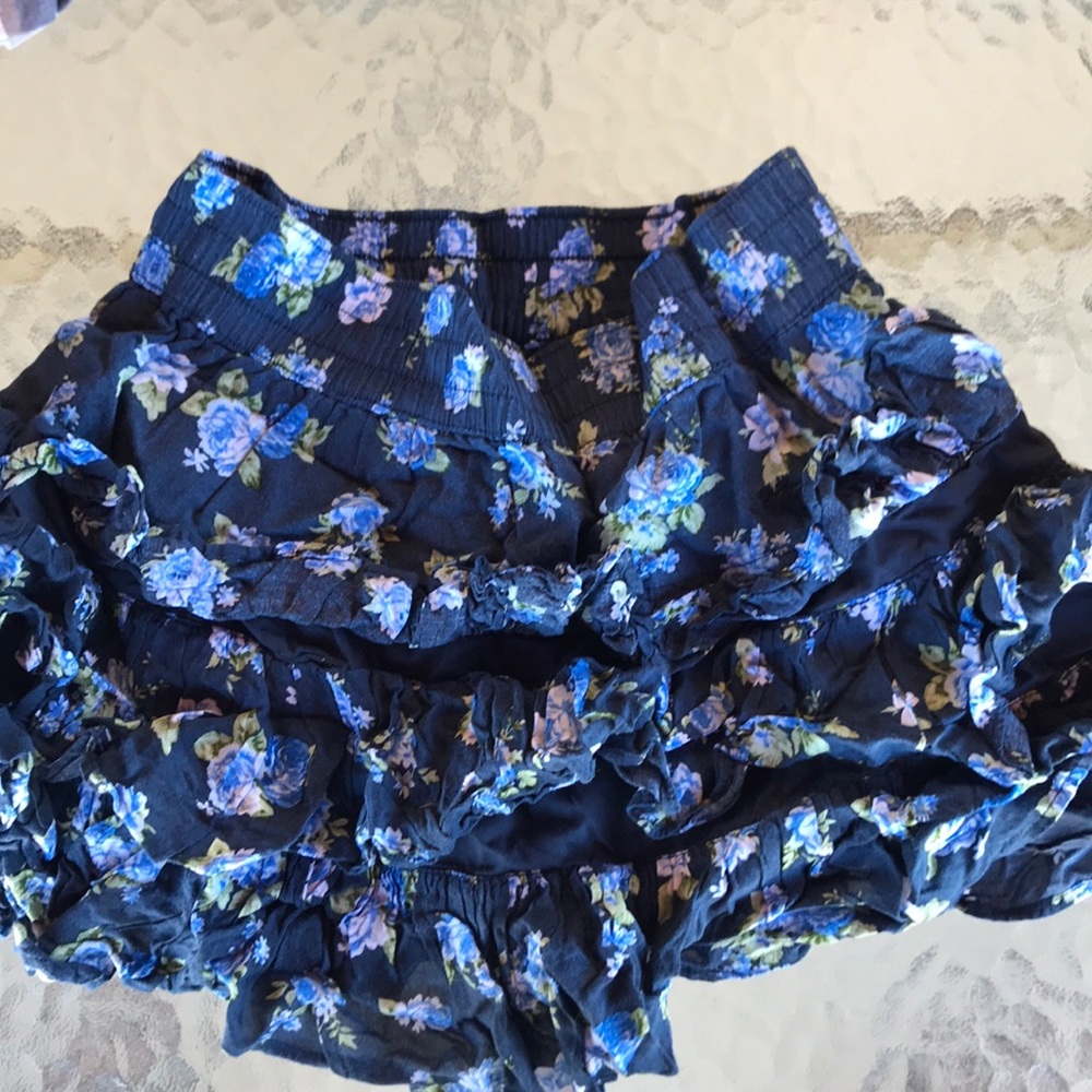 Blue rose skirt